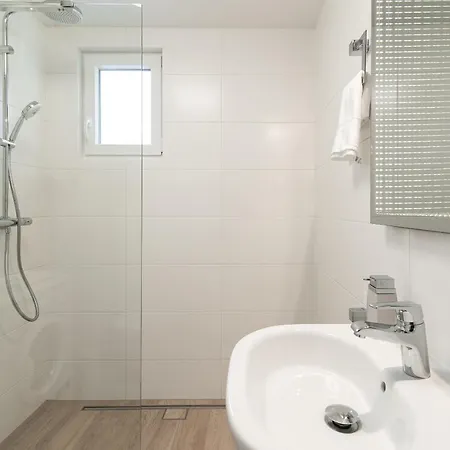 Luxury Szeroka - Old Town 아파트